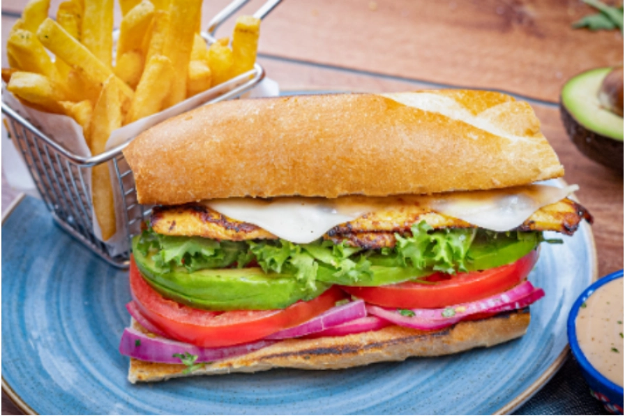 Sándwich de Pollo y Queso