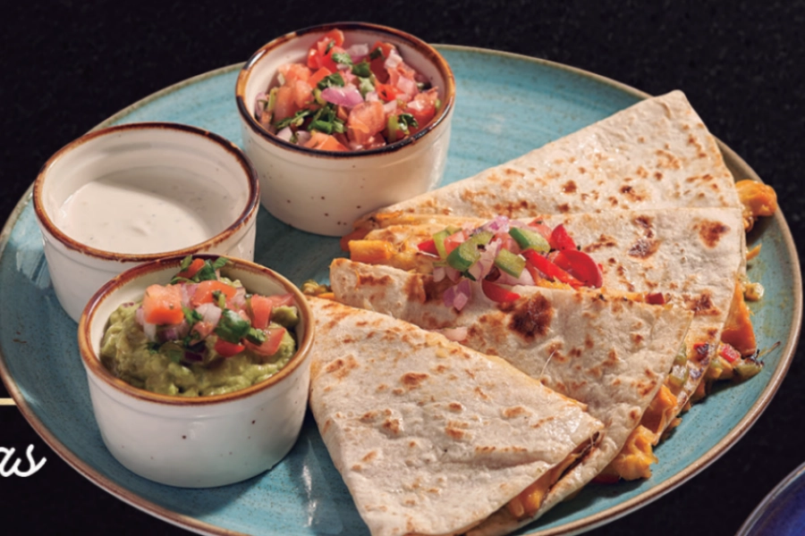 NEW Quesadillas de Pollo 