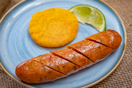 Chorizo con Arepitas Paisas